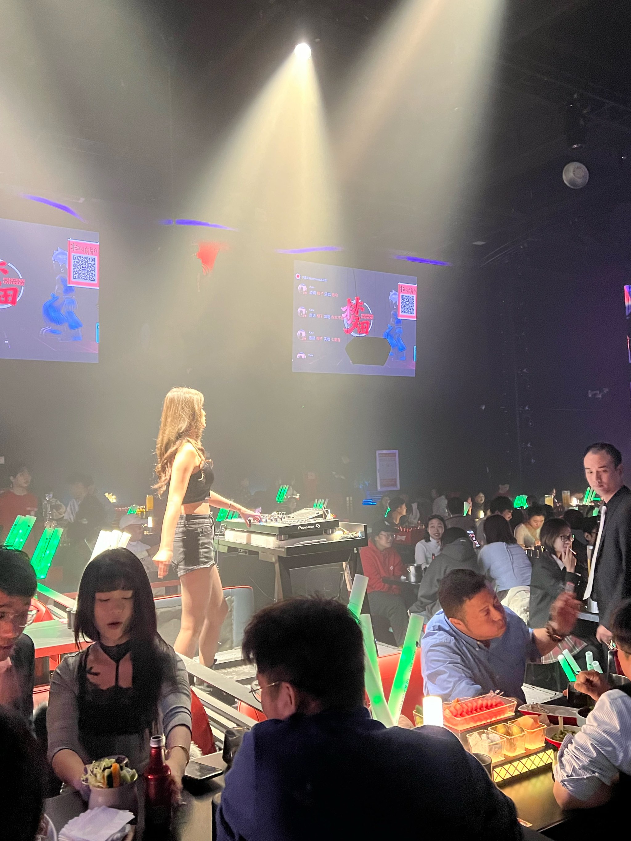 商务ktv 玩法介绍-迎江区小时场ktv预定